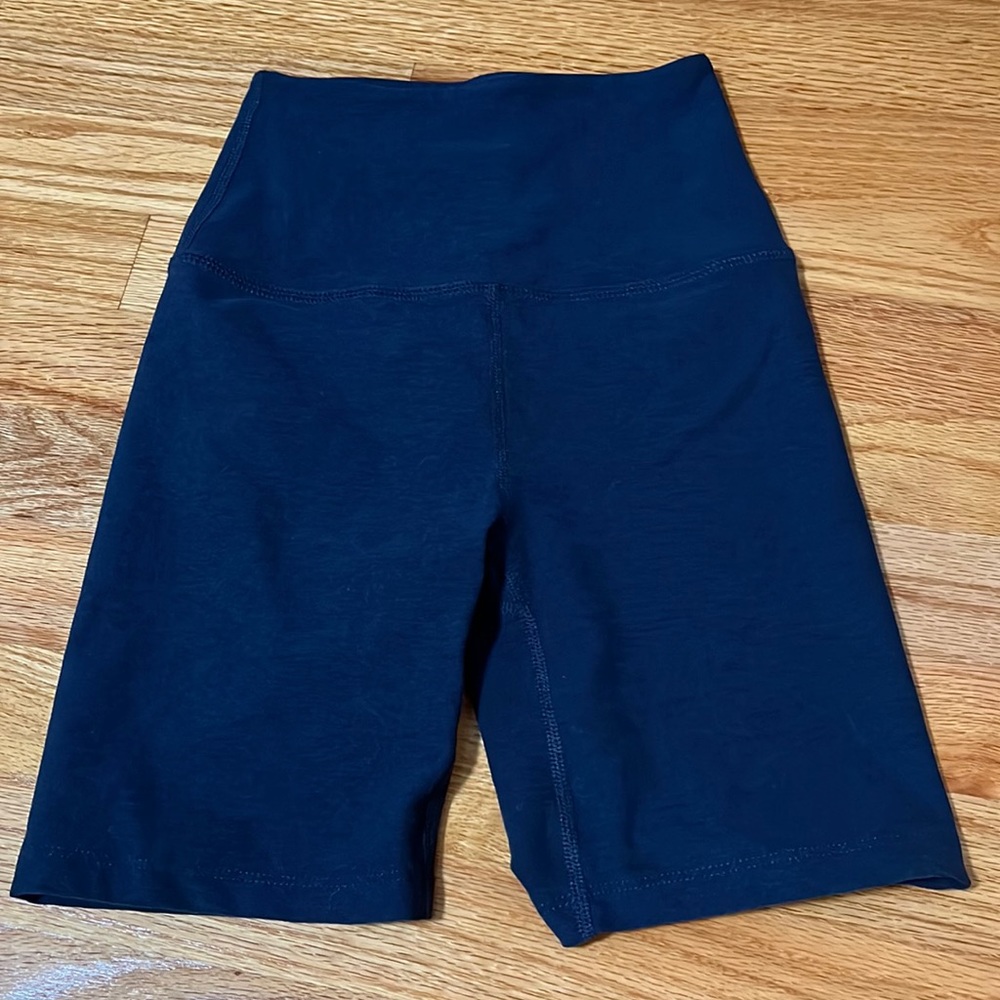 Beyond Yoga biker shorts